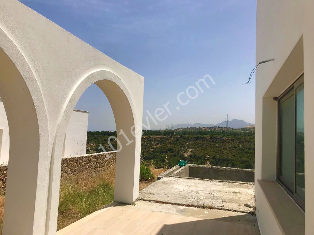 Garden villa for sale in Kyrenia Çatalköy with 3 + 1 swimming pool and super mountain sea view