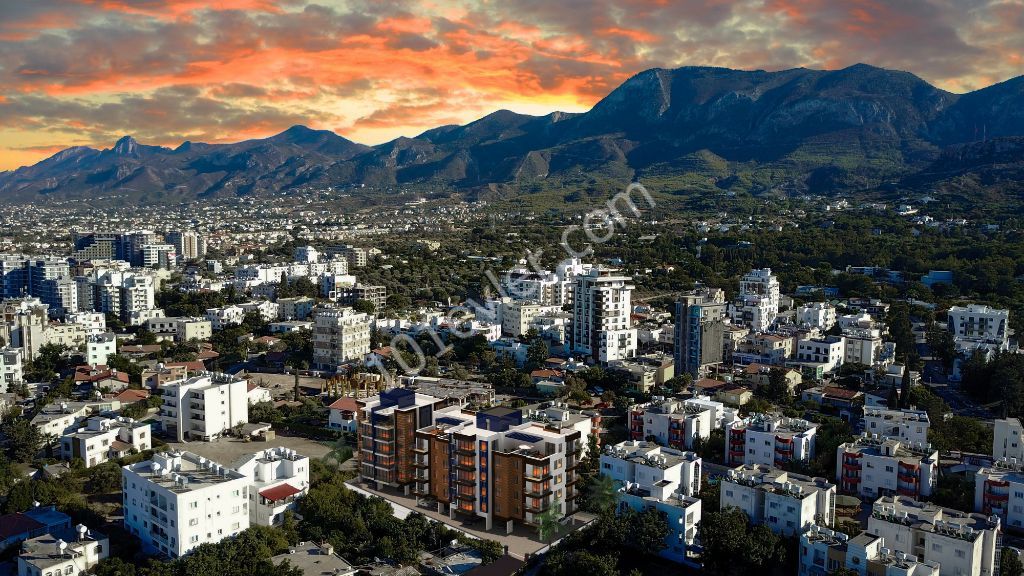 1+1 Apartment for sale in Kyrenia Center 