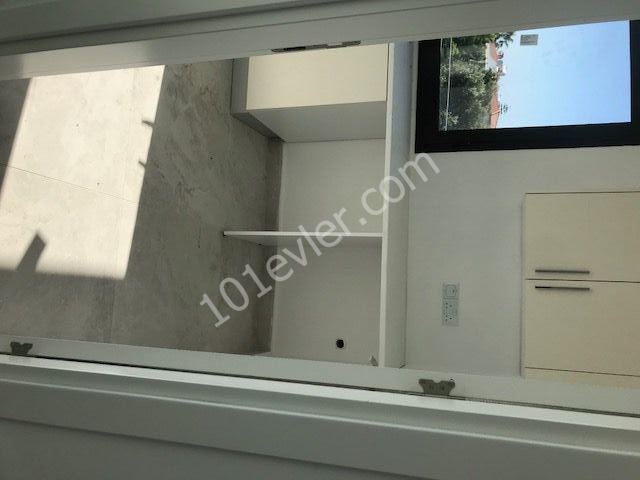 Super Luxus neu fertige VILLA mit 4 Schlafzimmern zum Verkauf in Kyrenia OZANKÖY ** 