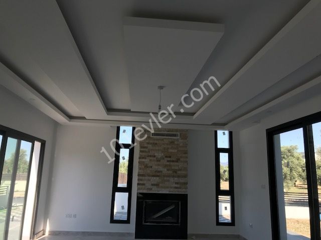 4 BEDROOM SUPER LUXURY NEWLY FINISHED VILLA FOR SALE IN KYRENIA OZANKOY ** 