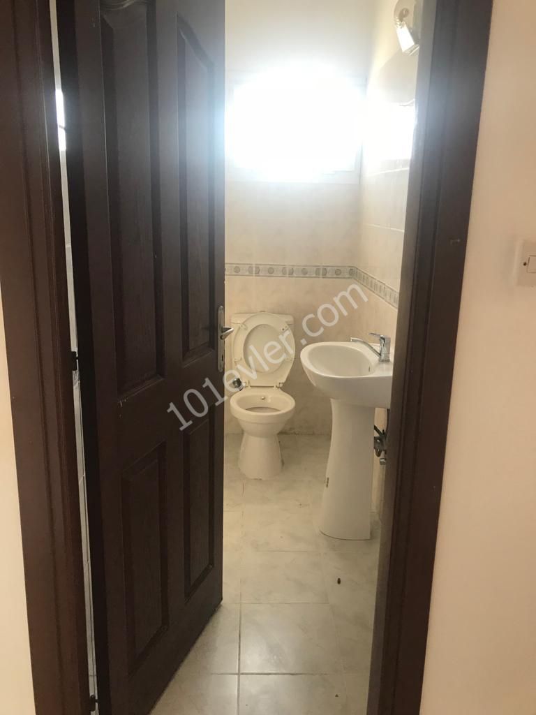 4 bedroom flat for sale in Kyrenia center, North Cyprus