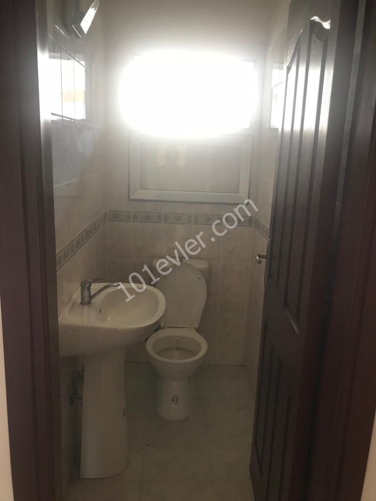 4 bedroom flat for sale in Kyrenia center, North Cyprus