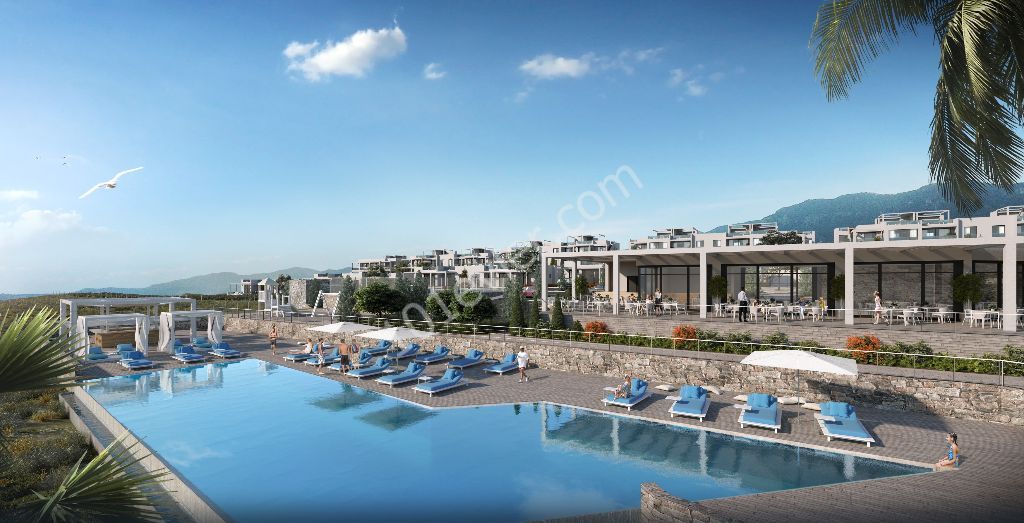 Girne Esentepe'de 2 yatak odalı denize sıfır satılık yeni daire 