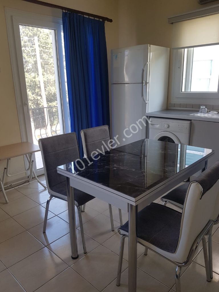 2+1 flat for rent in center of Kyrenia