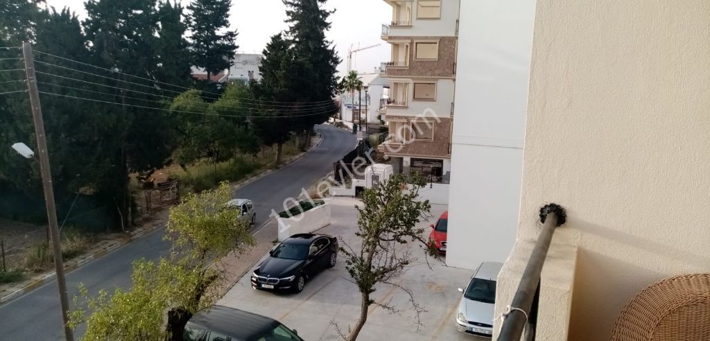 2+1 flat for sale in Kyrenia center