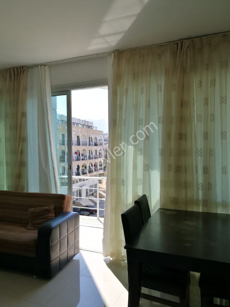 2 bedroom flat for rent in Girne center