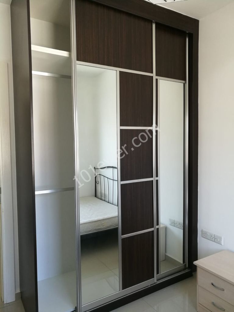 2 bedroom flat for rent in Girne center