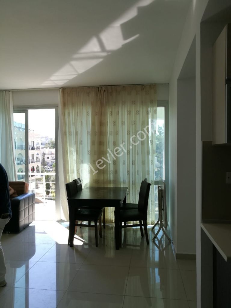 2 bedroom flat for rent in Girne center