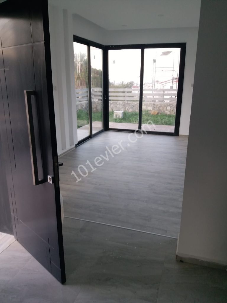 4 BEDROOM LUX VİLLA FOR SALE İN KYRENİA, ALSANCAK