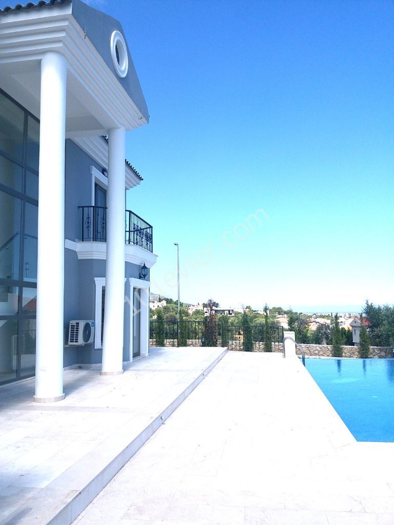 Kyrenia Bellapais te 3+2 Lu Llogara Super Villa mit Pool mit Blick ** 