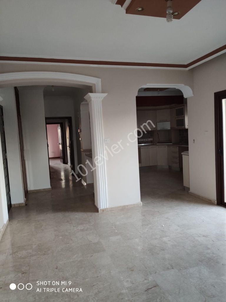 A spacious 2+1 apartment for sale in Nicosia, located in Kyzylbash. URGENT!!! ** 