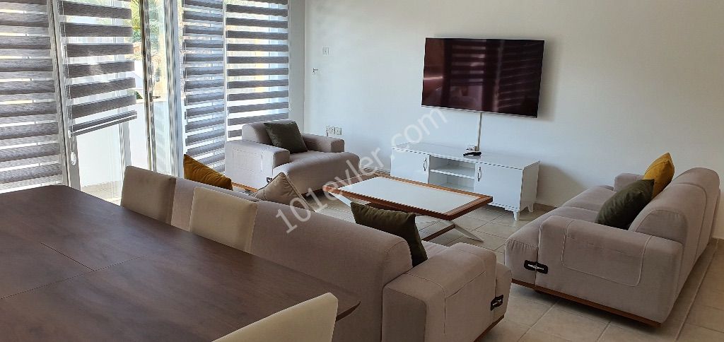 Kyrenia Central 4+1 Apartment Rental