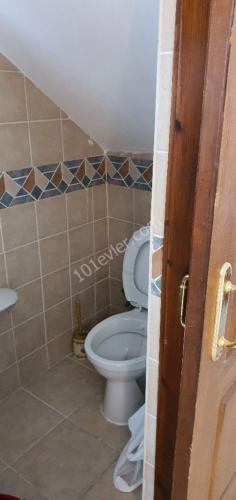 Kyrenia Central 4+1 Apartment Rental