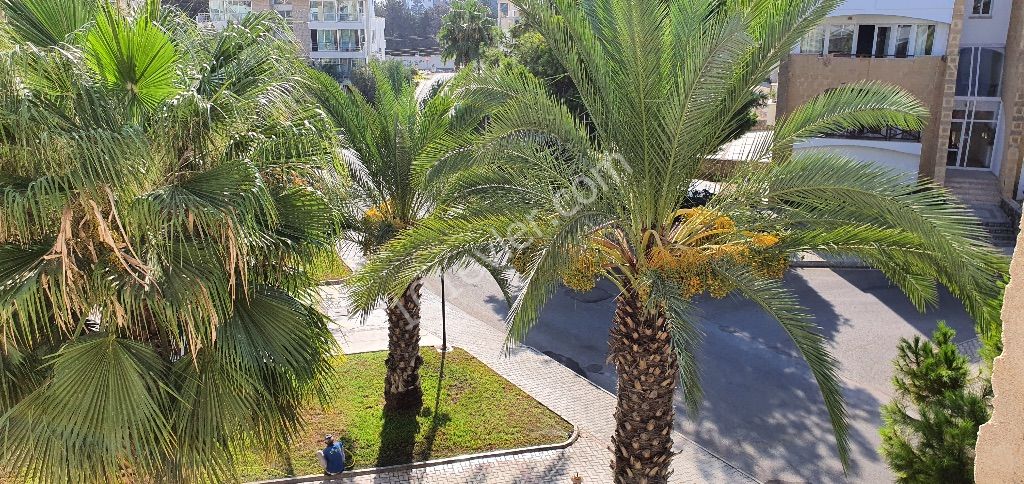 Kyrenia Central 4+1 Apartment Rental