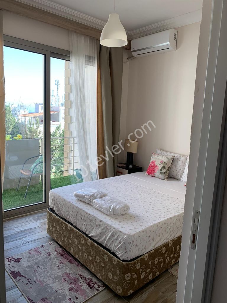 3 + 1 zu vermieten Lu Llogara penthouse im Zentrum von Kyrenia.Meer-und Stadtblick ** 