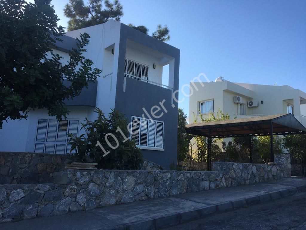 3+1 luxury villa for sale in Çatalköy/Kyrenia