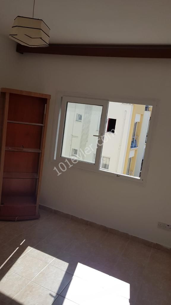 2+1 apartment for sale in Nicosia/Hamitköy