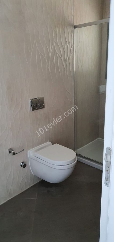 Kiralık 2+1 Yeni Modern Lüks Eşyalı Daire, Girne Merkez £500 sterlin Ayda