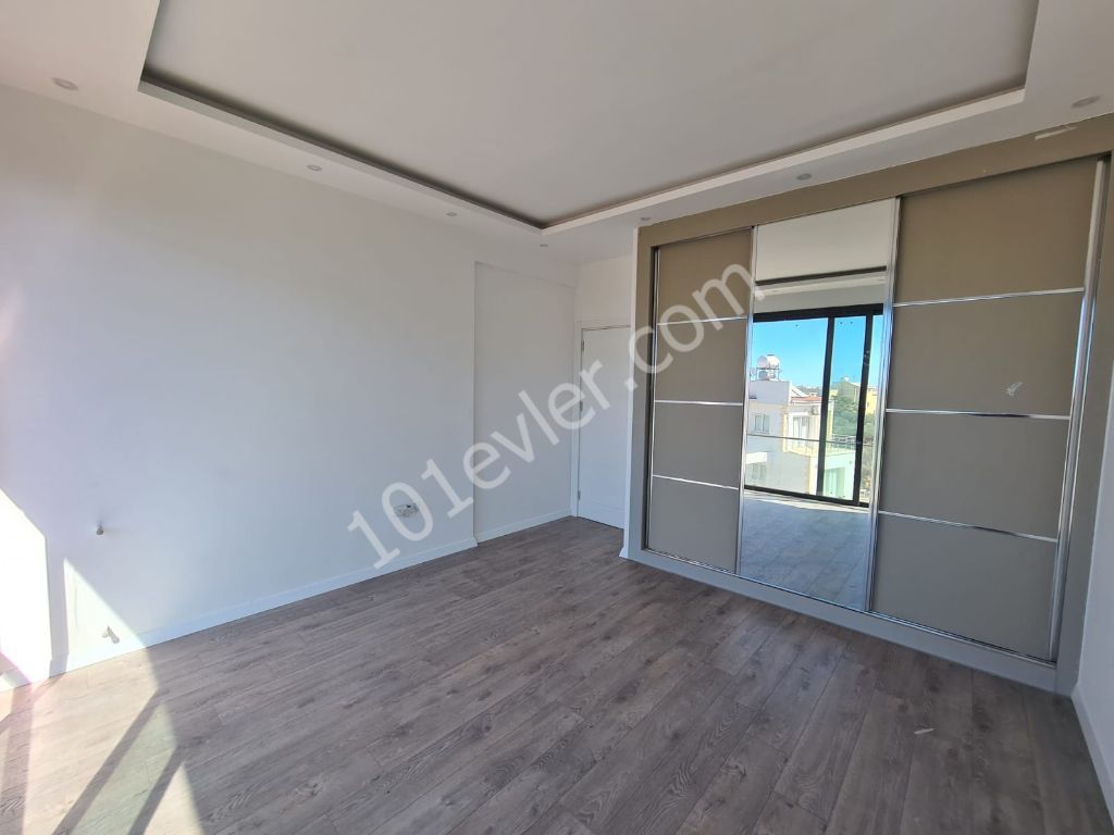 Muhteşem 3+1 satilik villa Alsancak/Girne'de