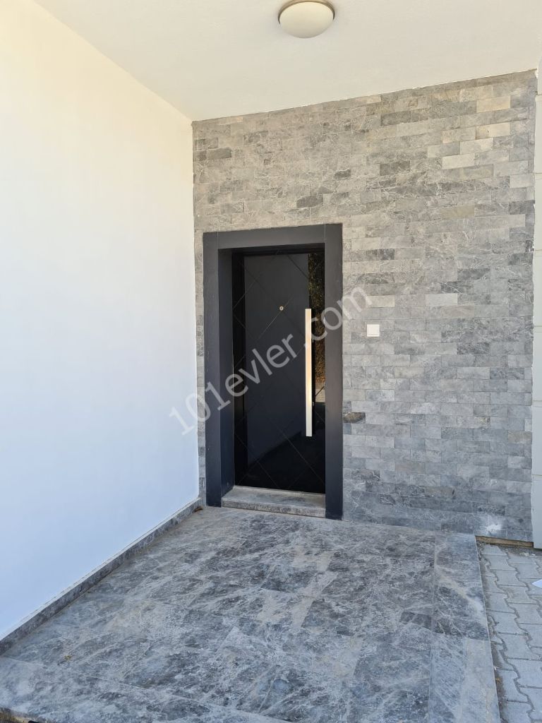 Muhteşem 3+1 satilik villa Alsancak/Girne'de