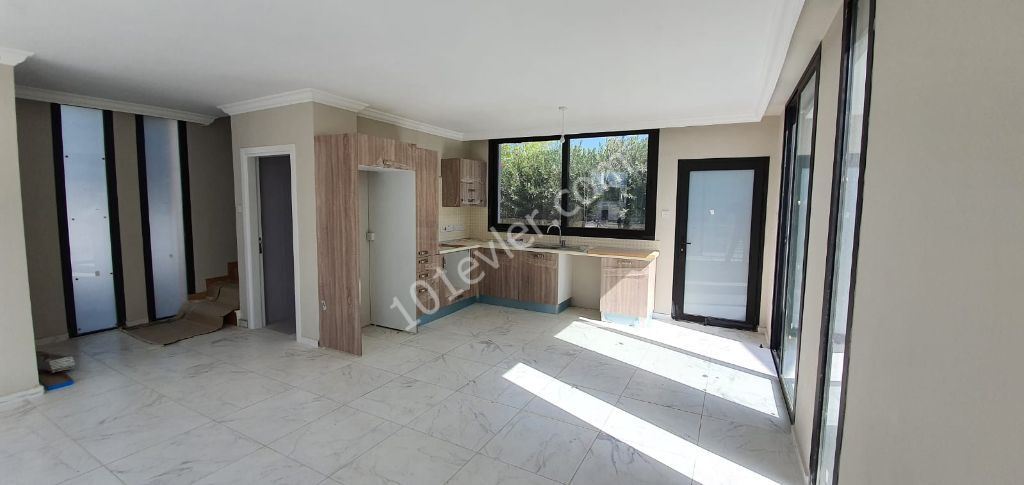 2+1 and 3+1 villas for sale in Kyrenia. Ozanköy area.