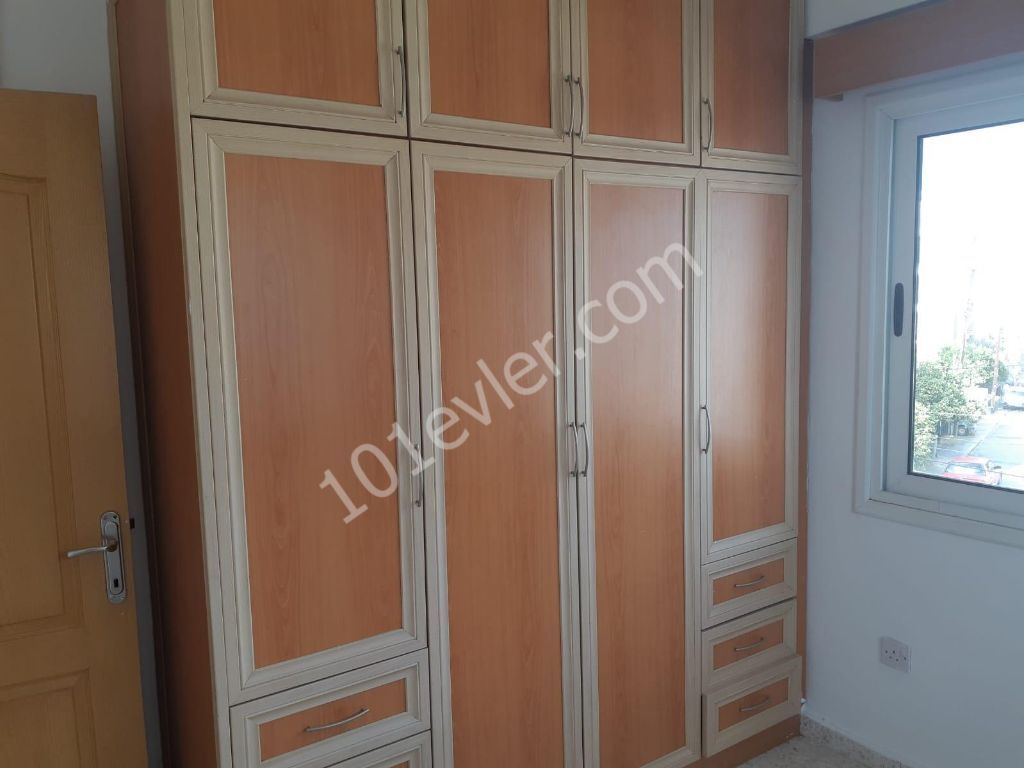 2+1 SATILIK DAİRE LEFKOŞADA, KIZILBAŞTA.