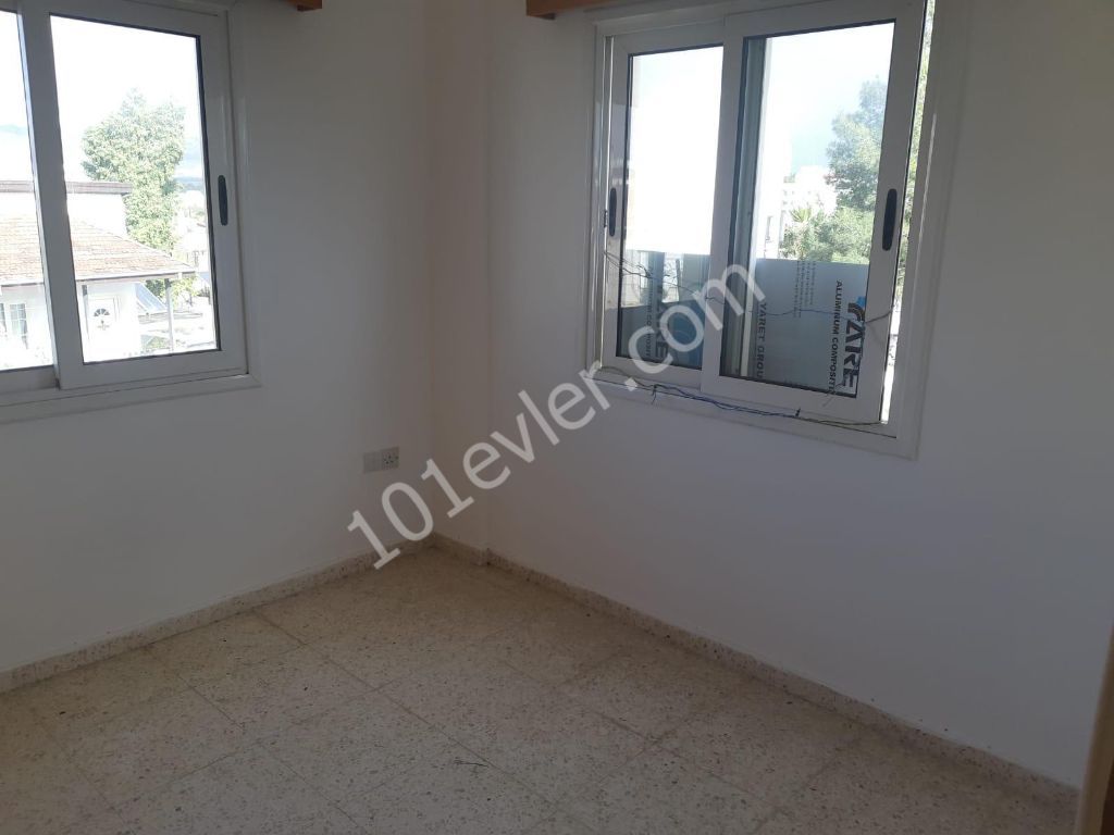 2+1 SATILIK DAİRE LEFKOŞADA, KIZILBAŞTA.