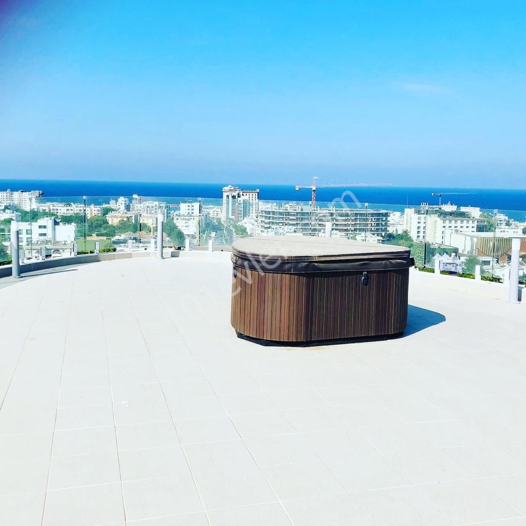 Great and Amazing PENTHOUSE in central location, Sea and Mountains Views and Wide