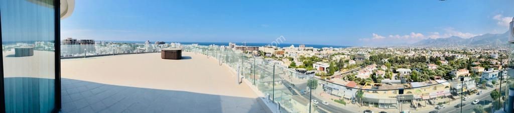 Great and Amazing PENTHOUSE in central location, Sea and Mountains Views and Wide