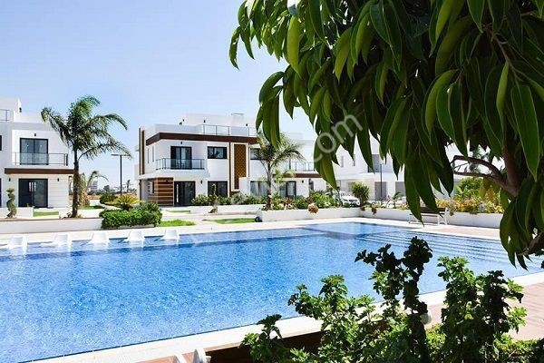 Kuzey Kıbrıs Gazimağusa Yeni Boğaziçi'nde satılık 3 + 1 müstakil villalar