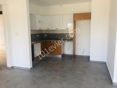 2+1 apartment for sale in Alsancak,Kyrenia