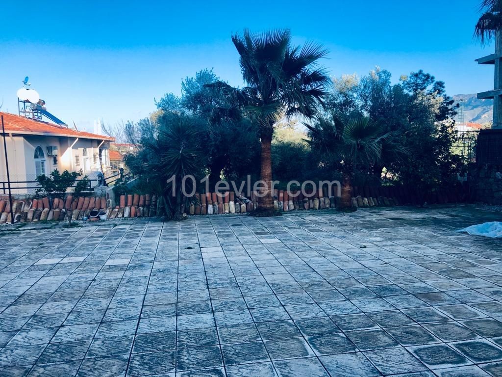 2+1 Villa in the center of Kyrenia, Dogankoy.