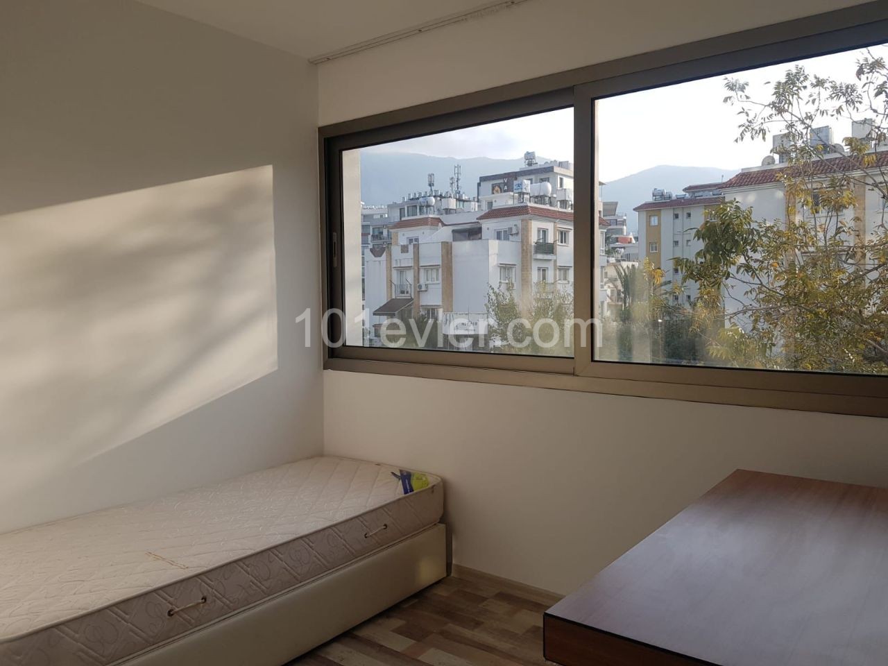 Wonderful fully furnished 2+1 apartment for sale in the center of Kyrenia,  Bektaş market area