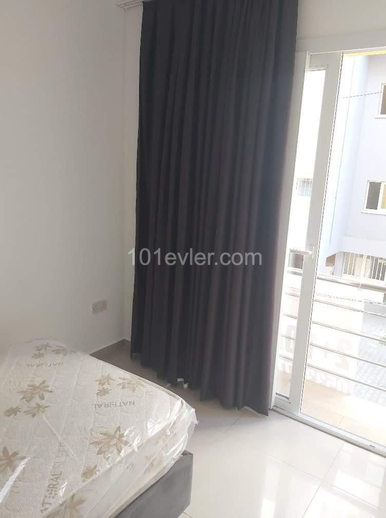 Gİrne Merkezde 2+1 kiralık daire. YENİ EŞYA. BARIŞ PARK BÖLGESİNDE 