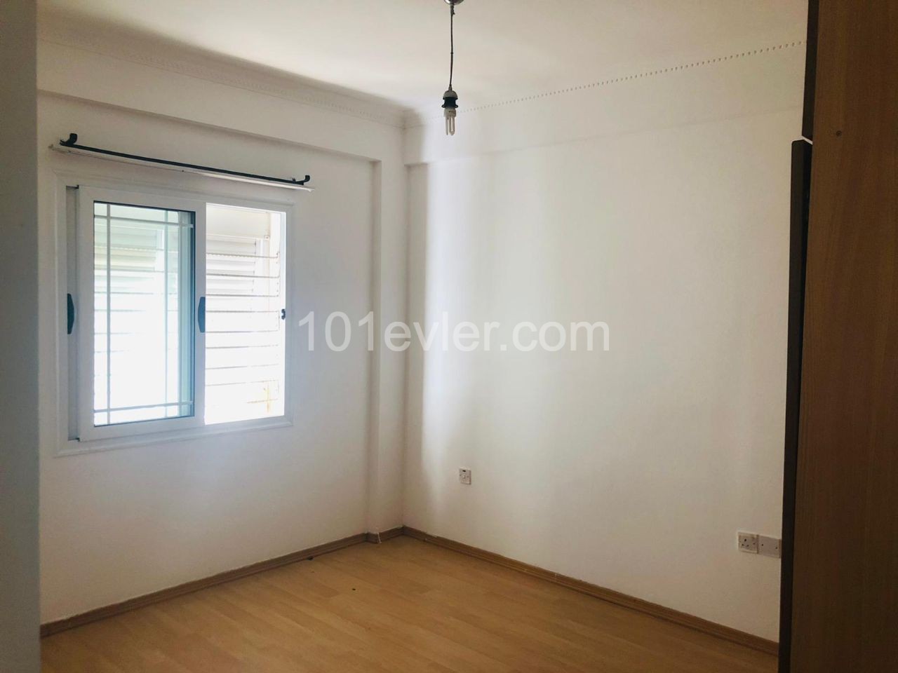 3+1 Wohnung zum Verkauf in Kyrenia, Kashgar Hotel, nur 200 m vom Meer entfernt ** 