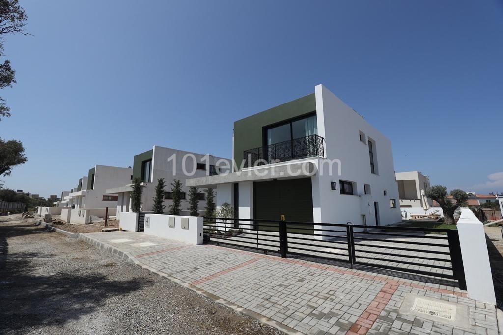 3+1 VILLA ZUM VERKAUF IN KYRENIA OLIVENHAIN. Türkische Kobolde ** 