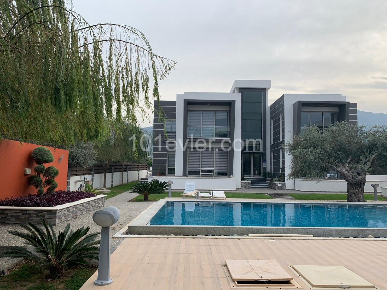 2+1 luxury apartment for rent in Ozanköy/Kyrenia