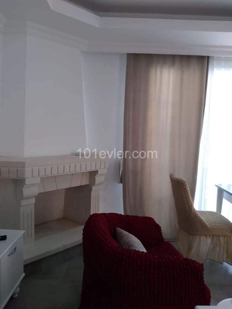 Alsancak'ta günlük kiralık 3+1 villa