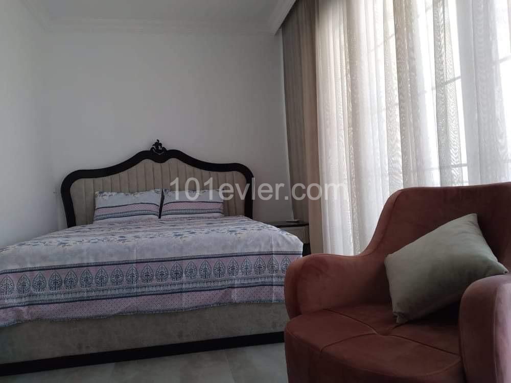 3+1 villa for daily rent in Alsancak