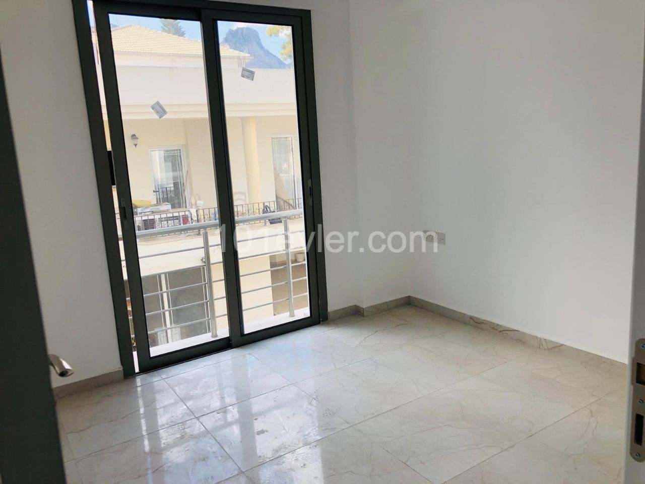 Brand new 3+1 unfurnished flat for rent in Kyrenia