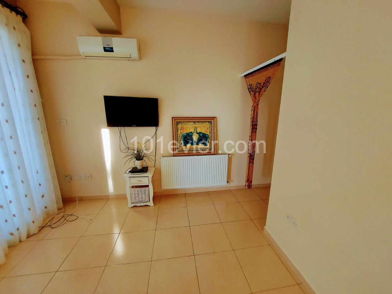 3+2 detached house for rent in Arapköy