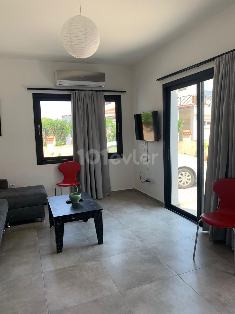 1+1 apartment and penthouse for rent in Ozankoy 