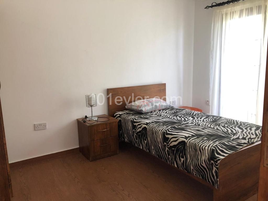 Bellapais'te kiralık 3+1 villa