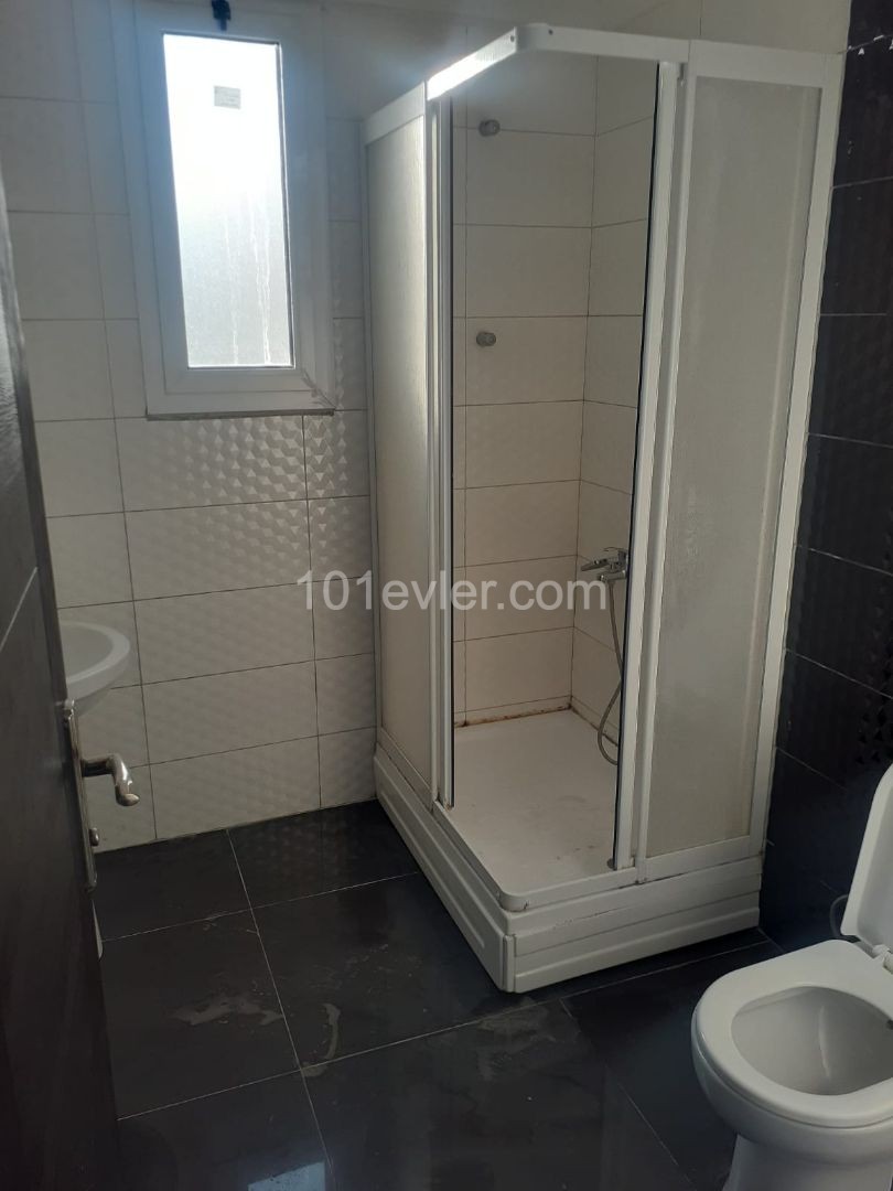 3+1 apartment for rent in center of Kyrenia. Kaşgar Court area.