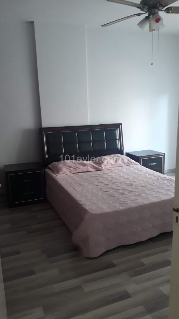 Girne Merkez'de satılık 3+1 daire 