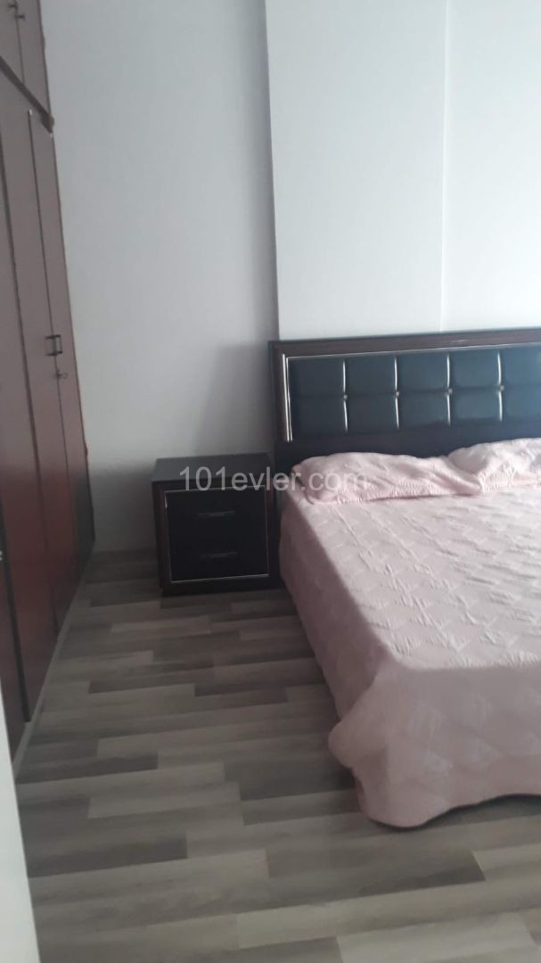 Girne Merkez'de satılık 3+1 daire 