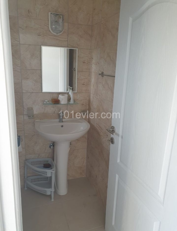 1+1 apartment for rent in Alsancak 