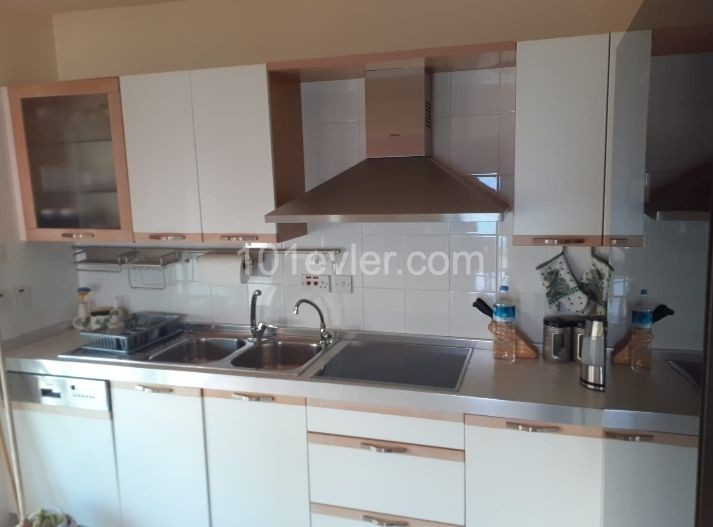 Girne Merkez'de kiralık 3+1 daire