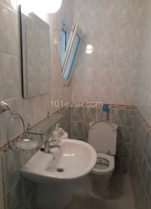 Girne Merkez'de kiralık 3+1 daire