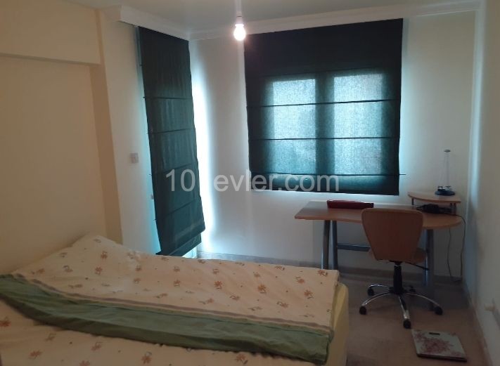 Girne Merkez'de kiralık 3+1 daire